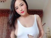 頂級巨乳巨臀模特兒 瑞瑞 泳裝自拍